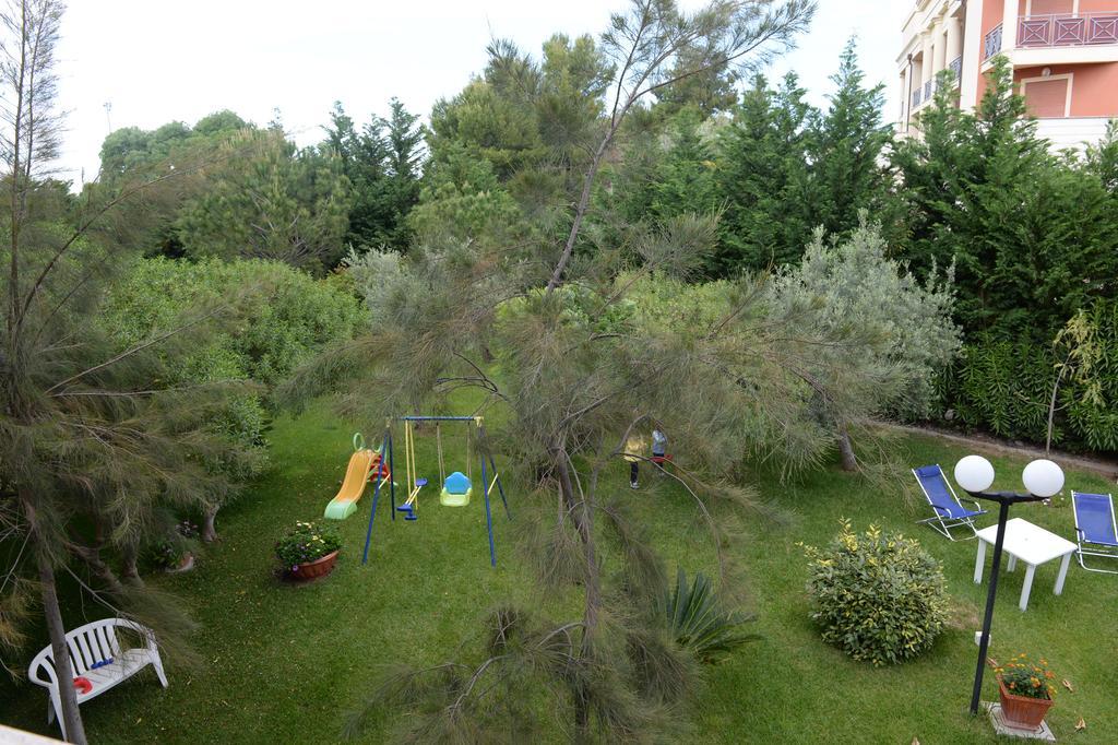 Casa Vacanze Oasi Felicita 新锡里马里纳 外观 照片