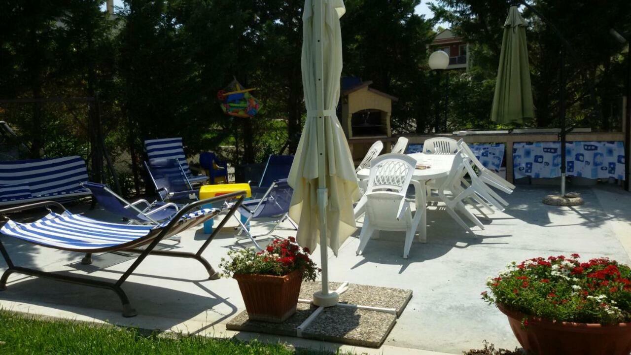 Casa Vacanze Oasi Felicita 新锡里马里纳 外观 照片
