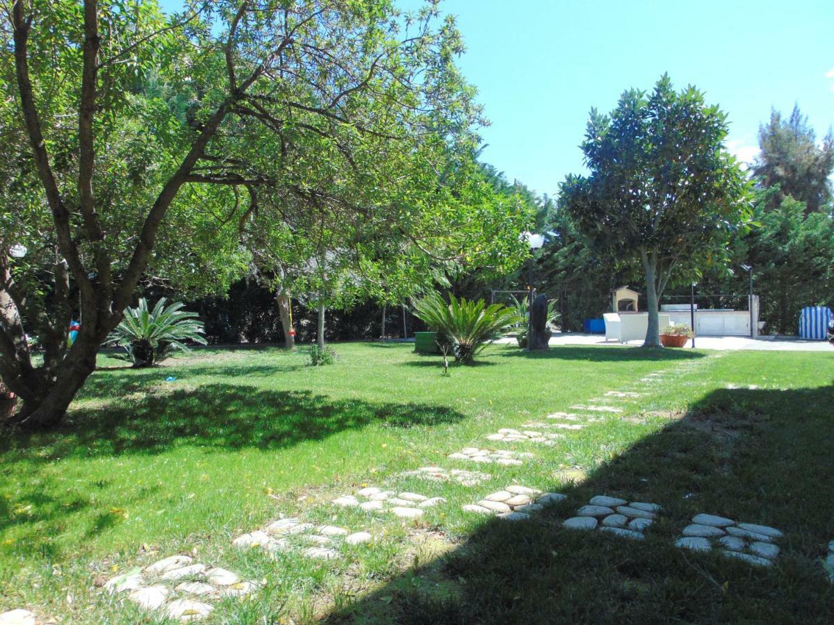 Casa Vacanze Oasi Felicita 新锡里马里纳 外观 照片
