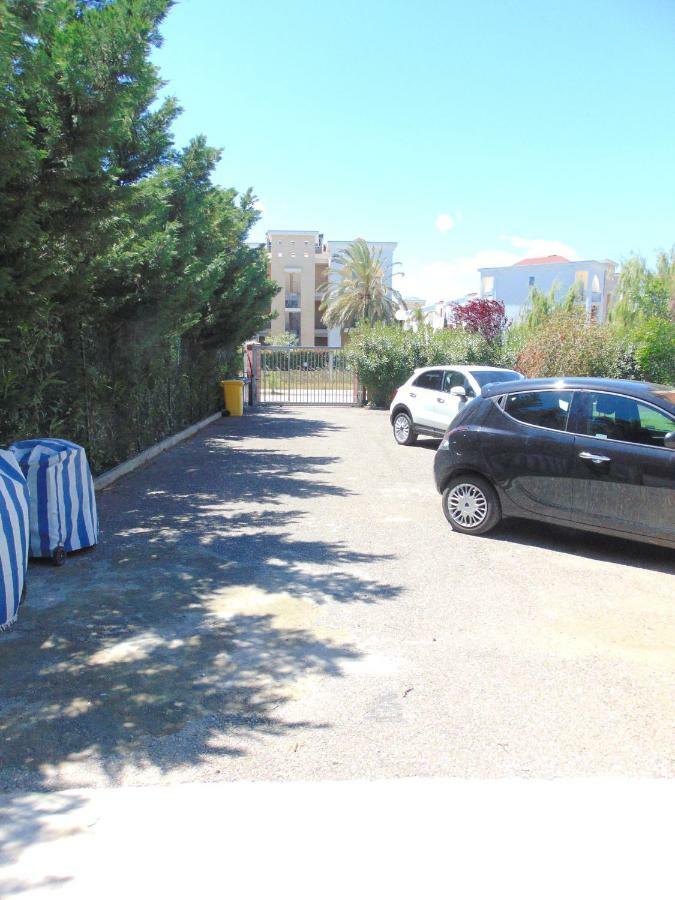 Casa Vacanze Oasi Felicita 新锡里马里纳 外观 照片
