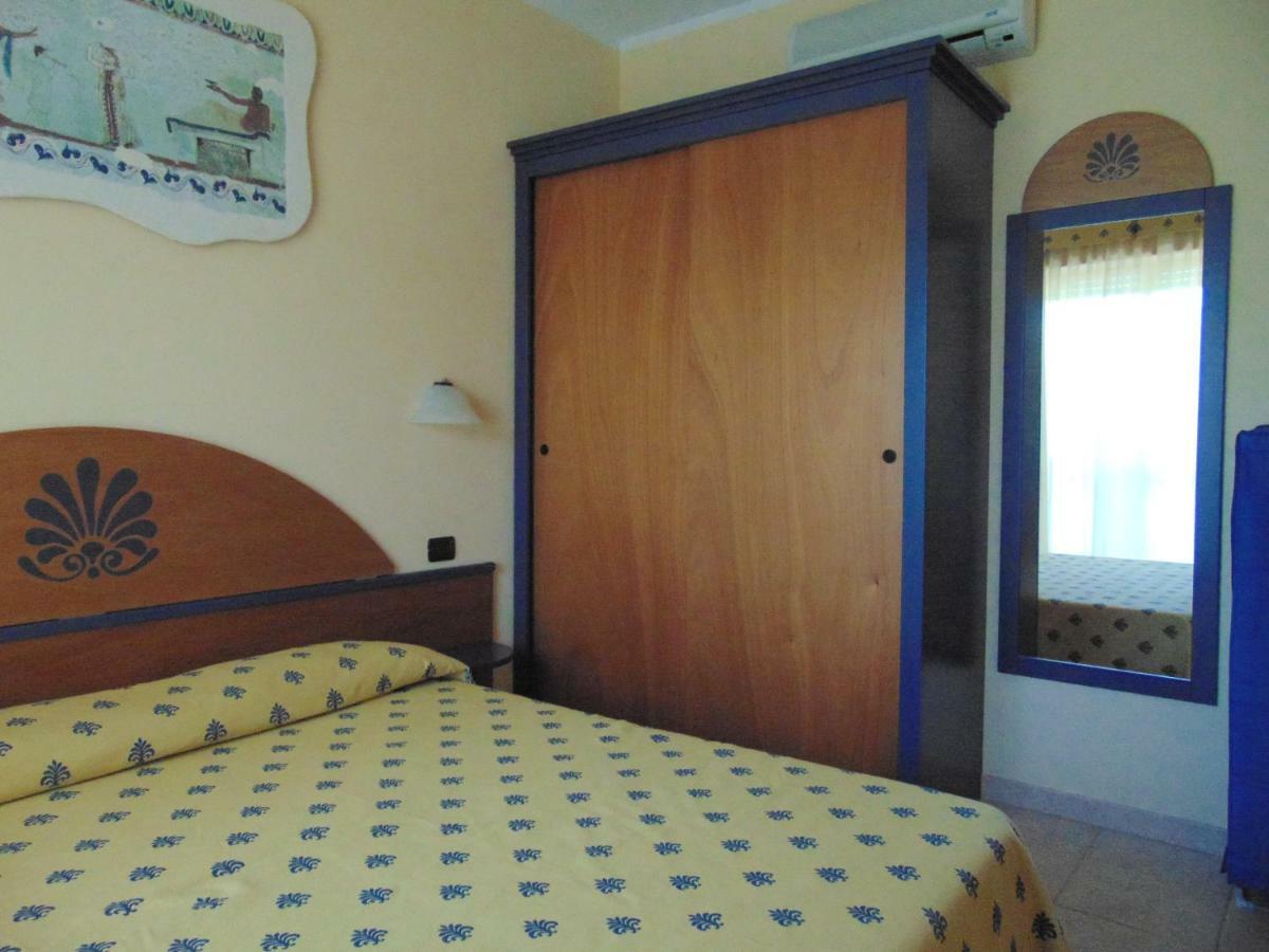 Casa Vacanze Oasi Felicita 新锡里马里纳 外观 照片