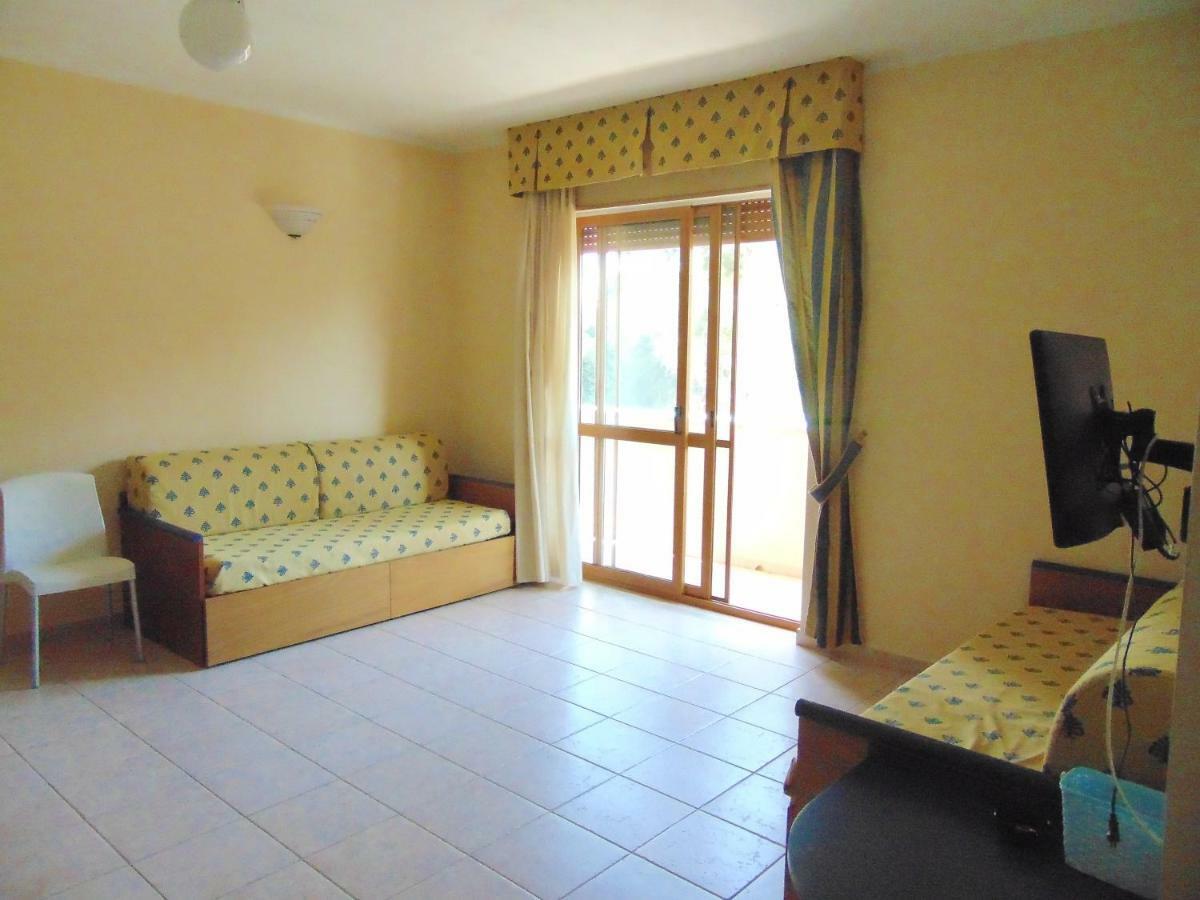 Casa Vacanze Oasi Felicita 新锡里马里纳 外观 照片